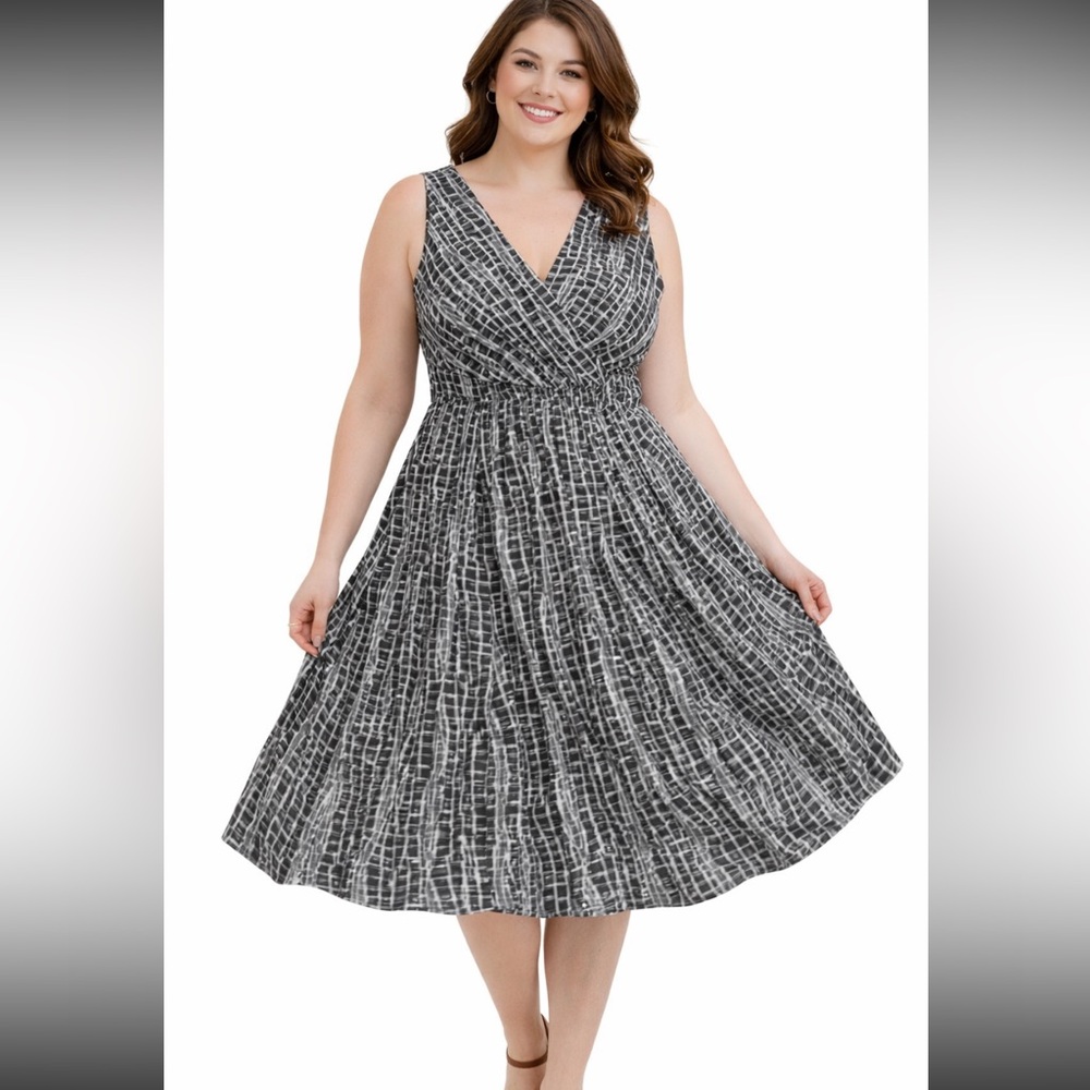 NWT 14W Surplice dress black and grey